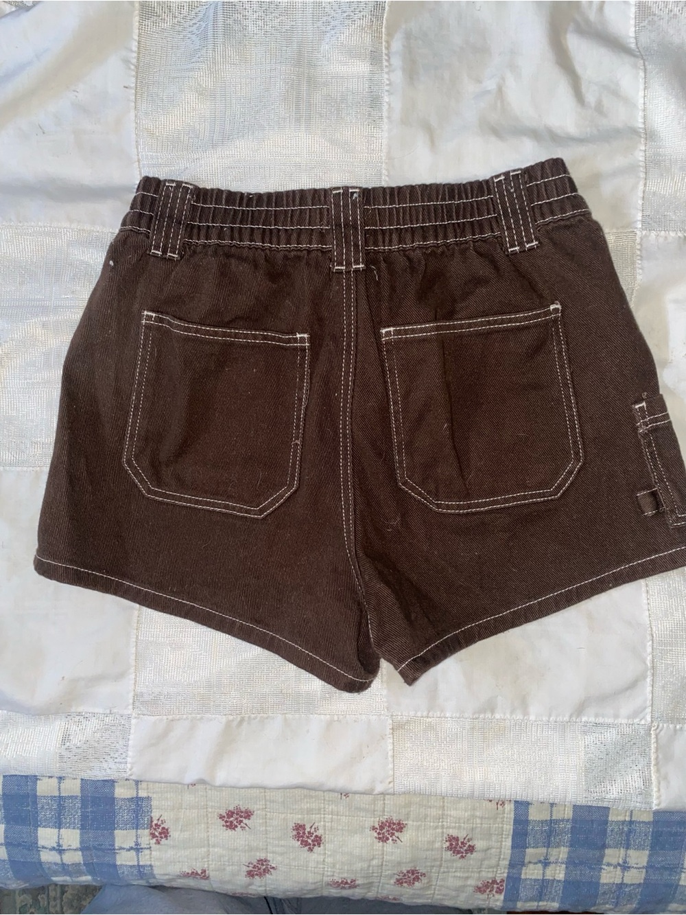 Simple Society Women’s high-waisted brown utility/carpenter shorts NEW SZ 7 - Picture 3 of 4